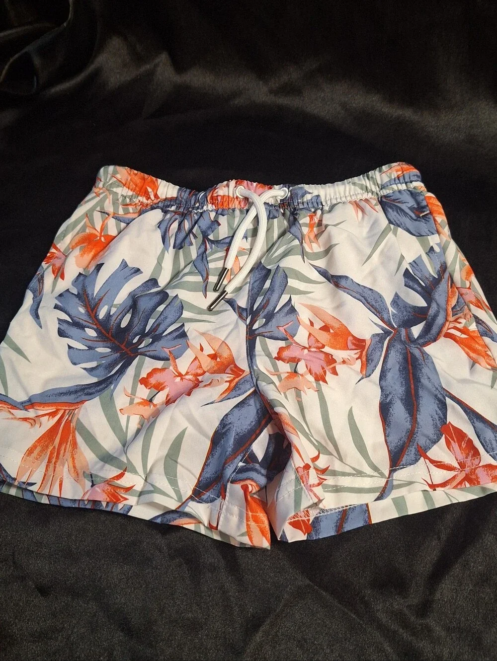 NWT BRISIRA Swim Trunks~Bathing Suit~Swim Wear~Shorts~Boys 5-6~Tropical